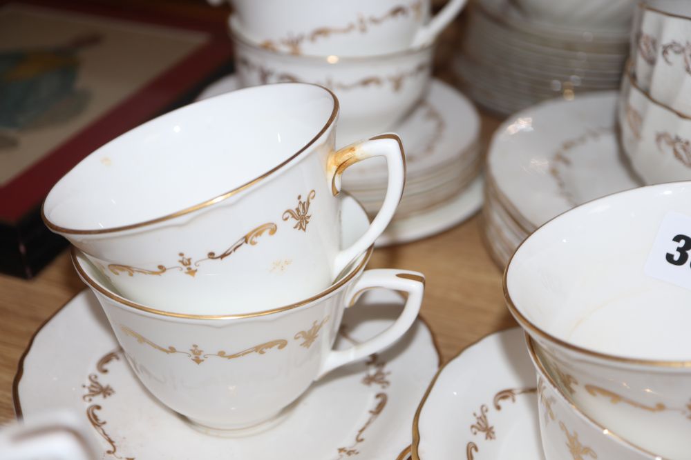 A Royal Worcester gold chantilly part teaset